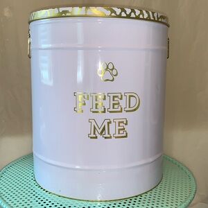 FEED ME XL Fringe Pet Food Storage Tin With Lid